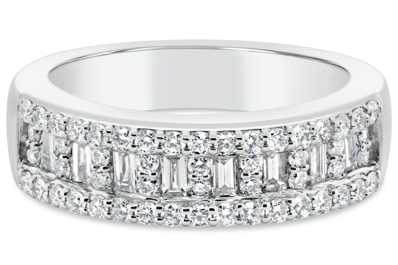 14K White Gold Baguette & Round Diamond Band 0.70carat